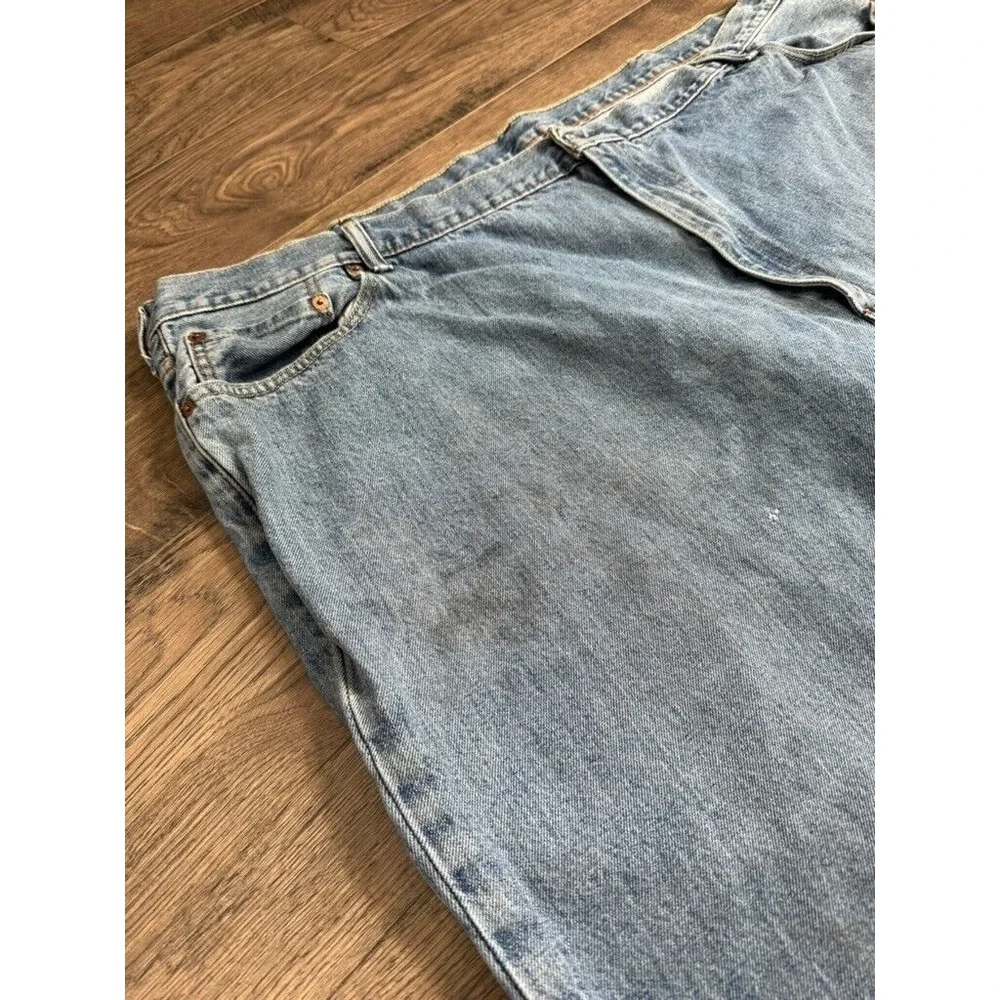 Mens Levi's jeans 560 size 54x30 (28.5 inseam)